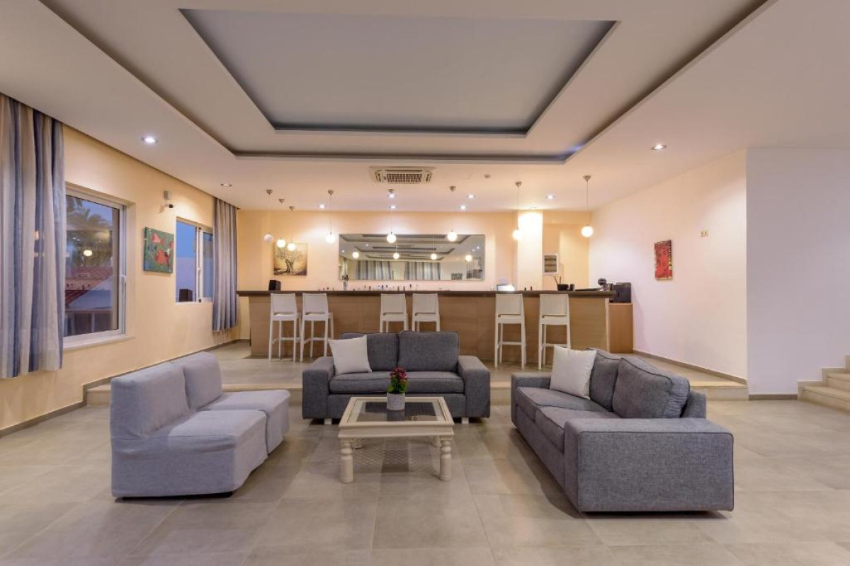 Zeus Hotels Palm Beach