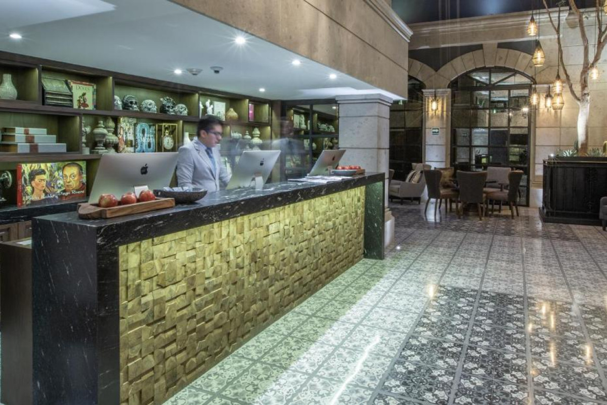 Zócalo Central Hotel