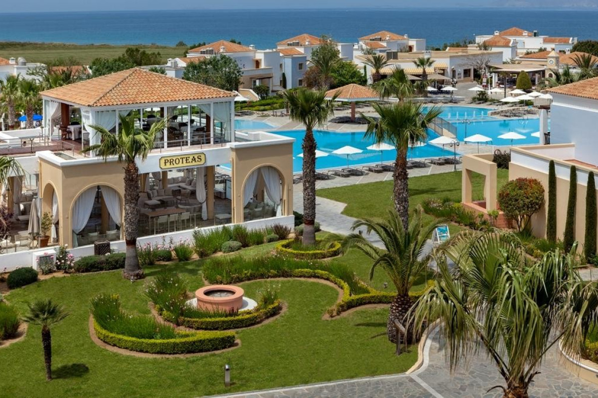 Neptune Luxury Resort