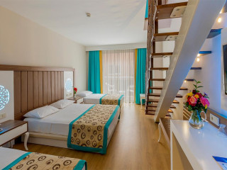 HOLIDAY PARK RESORT