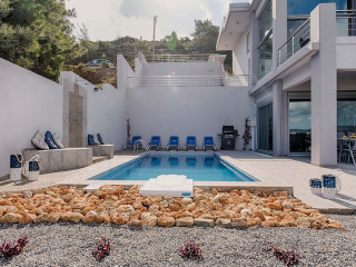 ARTICIANO VILLA