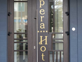 HOTEL OPERA.