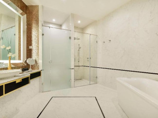 Parisi Udvar Hotel Budapest
