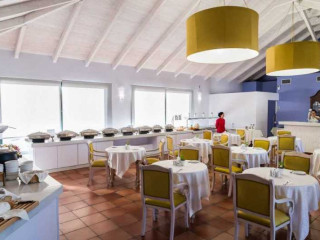 Lady Anna Hotel