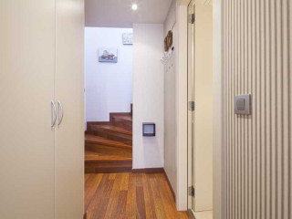 Inside Barcelona Apartments Mercat