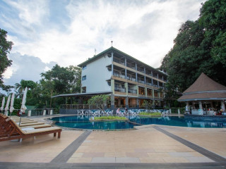 Peach Hill Resort