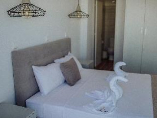RIVER VIEW BOUTIQUE