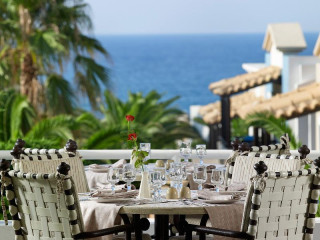Knossos Royal