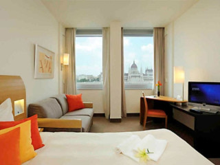 Novotel Danube