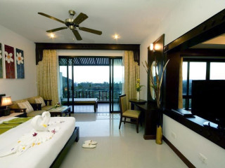Palm Paradise Hotel