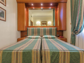 Raeli Hotel Archimede