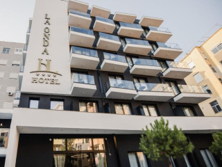 LA ONDA HOTEL