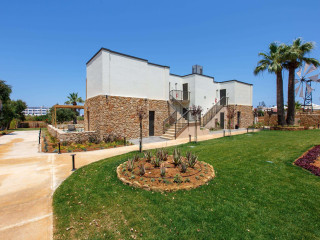 ALOE Boutique Hotel powered by Anissa Beach