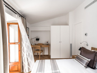 Can Mostatxins Hotel