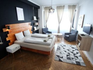 DFIVE APARTMENTS - INSPIRE