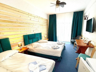 CABANA SURA GETILOR ARINIS