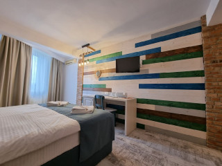 Hotel SUNRISE SI SATUL PESCARESC