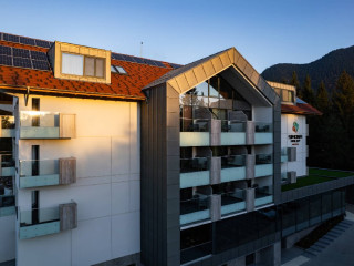HOTEL SIMONA HALEP.