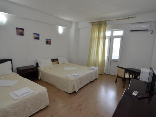 Hostel PERLA Costinesti cm