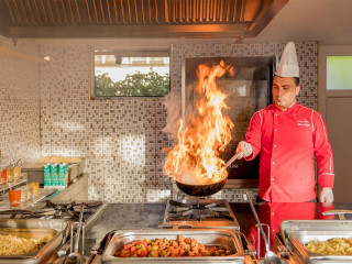 SKIATHOS THALASSA-THEROS