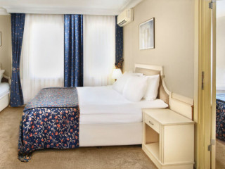 Berr Hotel