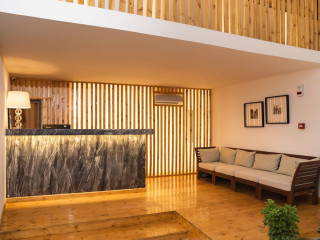 HOTEL TIER