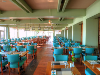 Le Bleu Hotel amp; Resort