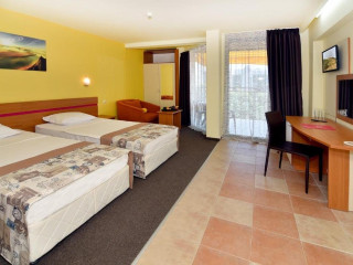 DOLCE MARE SUNSHINE HOTEL