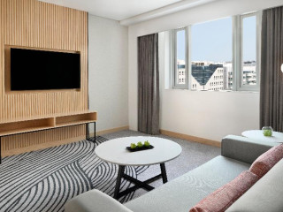 Crowne Plaza Dubai Jumeirah