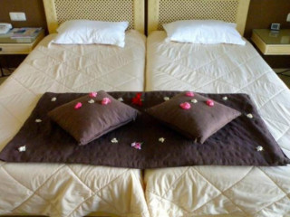 TMK FLORA PARK HOTEL
