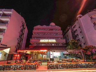 AMORE HOTEL