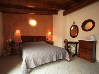Vendi Grand Square Residence