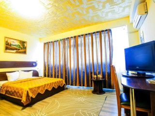 Hotel Charter Otopeni