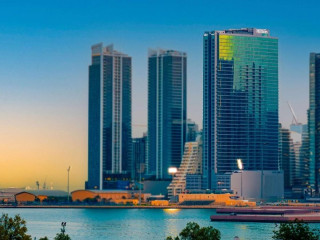 Hilton Juffair si Formula 1 Grand Prix Ticket