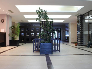 Mountain Paradise By the Walnut Trees (Bansko) 4*
