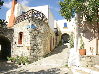 Arolithos Traditional Cretan Village