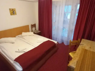 . Hostel MOUNTAIN BREEZE