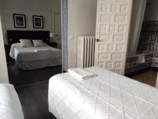 CASA CONSELL BAILEN, GUEST HOUSE