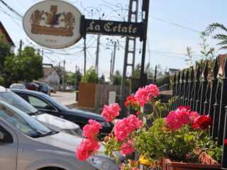 LACETATE BOUTIQUE HOTEL