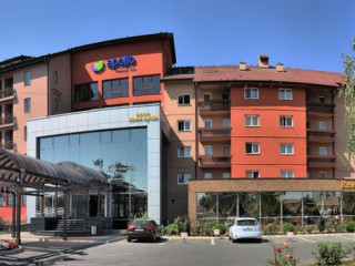 APOLLO WELLNESS CLUB