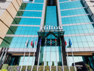 Hilton Juffair si Formula 1 Grand Prix Ticket