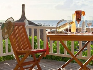 WHITE OAKS VILLAS