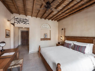 Al Seef Heritage Hotel Dubai, Curio Collection by Hilton