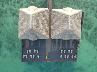 Le Mersenne Zanzibar, Autograph Collection