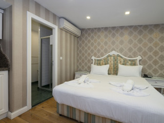 MOSS SUITES HOTEL