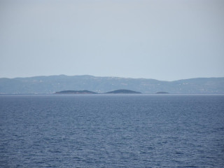GODDESSES VILLA 1 IN NIES