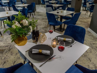 HOTEL ELEXUS PREDEAL