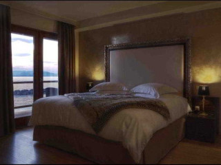 VALIS RESORT