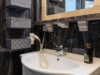 ROOM IN APARTMENT - SEISTANCA LUX - OLD CITY ENTRANCE DUBROVNIK