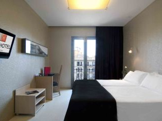 AXEL HOTEL BARCELONA